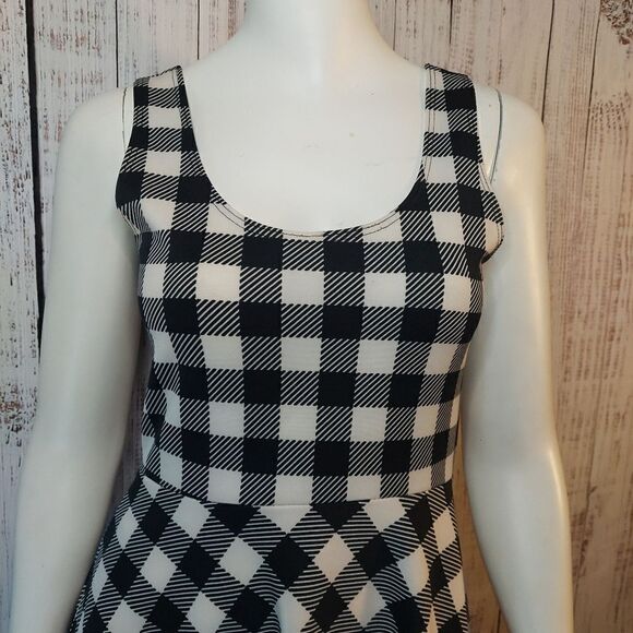 Womans Pullover Fit & Flare Dress Striped Black/White - Picture 3 of 11